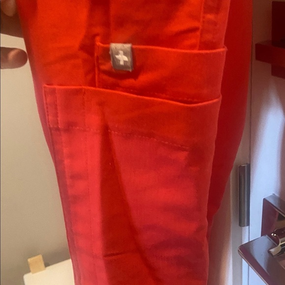 FIGS pants - Picture 6 of 9